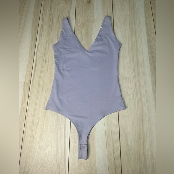 REORIA Women’s Deep‎ Plunge V Neck And Back Tank Bodysuits Tops Size Small - Picture 1 of 8